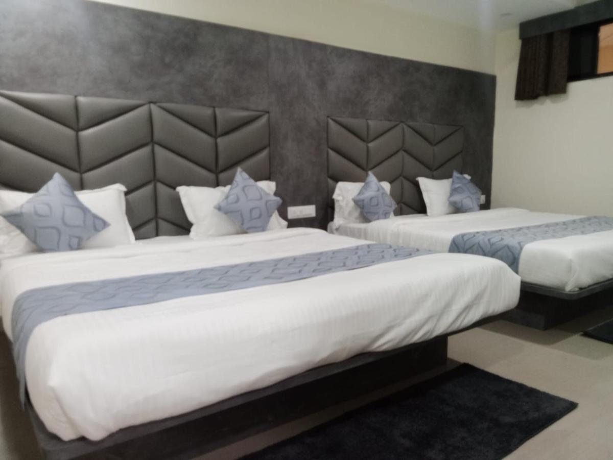 Hotel Rk Villa Vadodara Ngoại thất bức ảnh