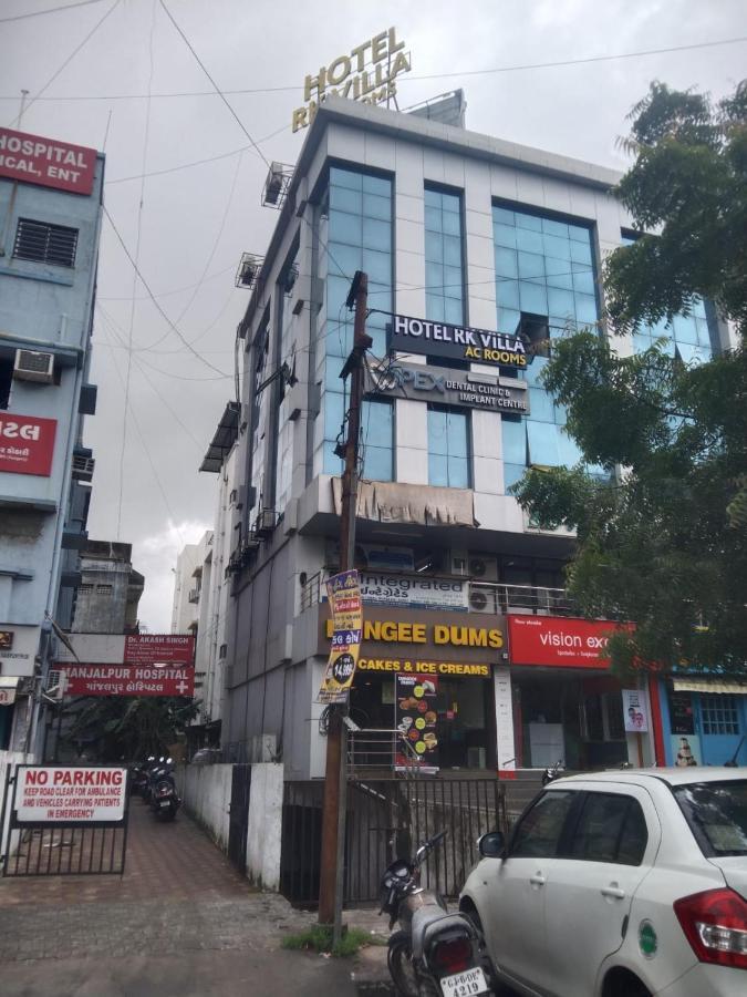 Hotel Rk Villa Vadodara Ngoại thất bức ảnh